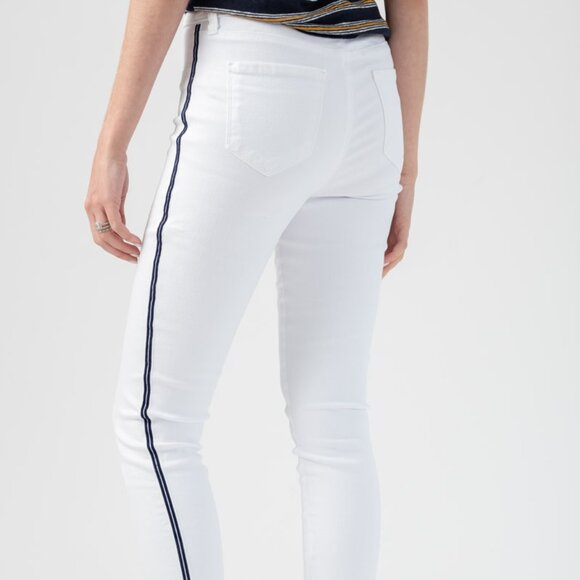 L'AGENCE Margot High Rise Nautical Stripe Jean in Blanc - Picture 5 of 5